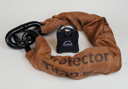 Package Deal: Protector 25mm Titan Chain, Squire SS80CS-XLN-R1 Lock #1